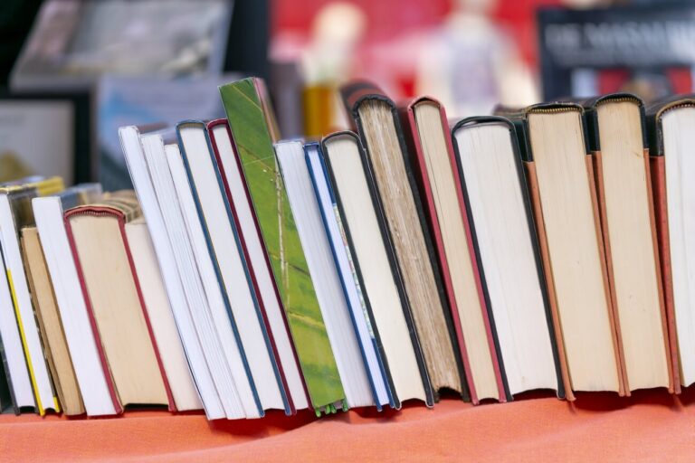 TOP 5 książek o pracy – po jakie pozycje warto sięgnąć?